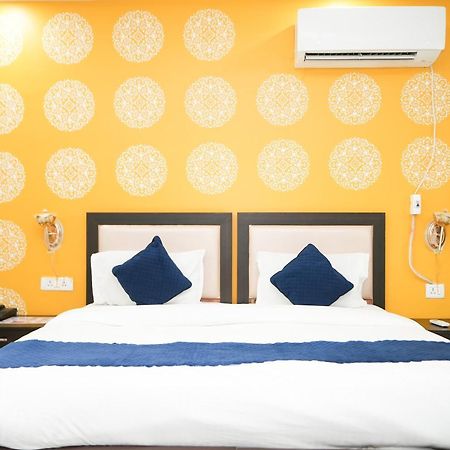 Tanvi Premium Residency Near Artemis Hospital, Gurugram Otel Gurgaon Dış mekan fotoğraf