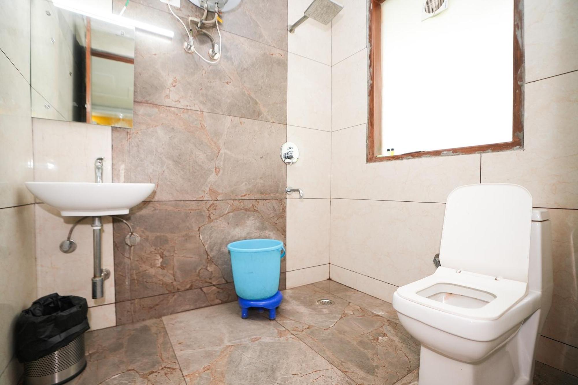 Tanvi Premium Residency Near Artemis Hospital, Gurugram Otel Gurgaon Dış mekan fotoğraf