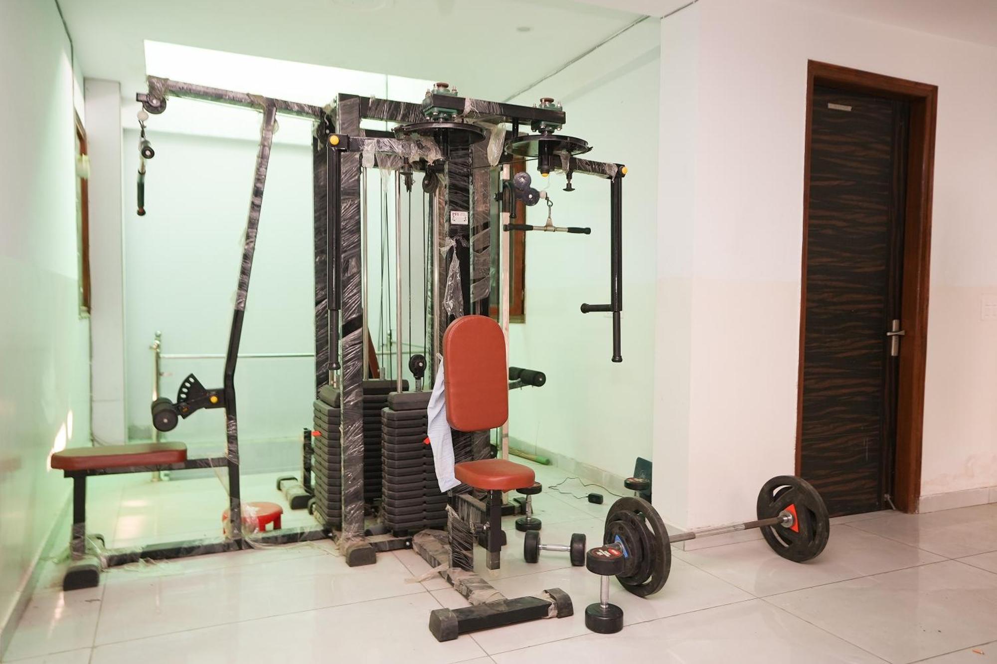 Tanvi Premium Residency Near Artemis Hospital, Gurugram Otel Gurgaon Dış mekan fotoğraf