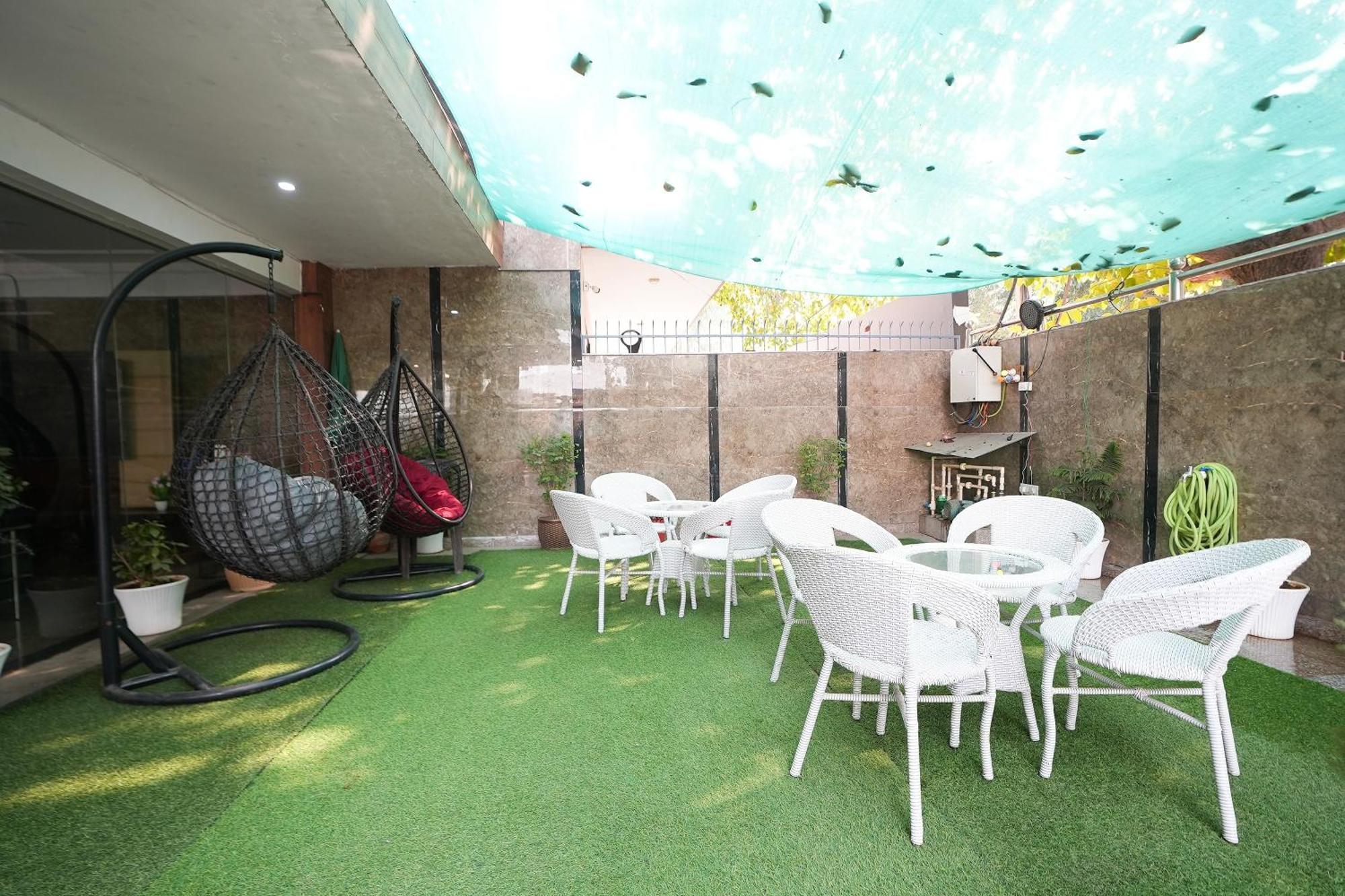 Tanvi Premium Residency Near Artemis Hospital, Gurugram Otel Gurgaon Dış mekan fotoğraf